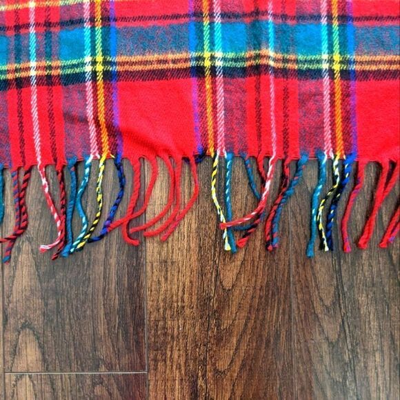 Tartan Red Green Yellow Blue Acrylic Fringe Throw - Picture 4 of 7
